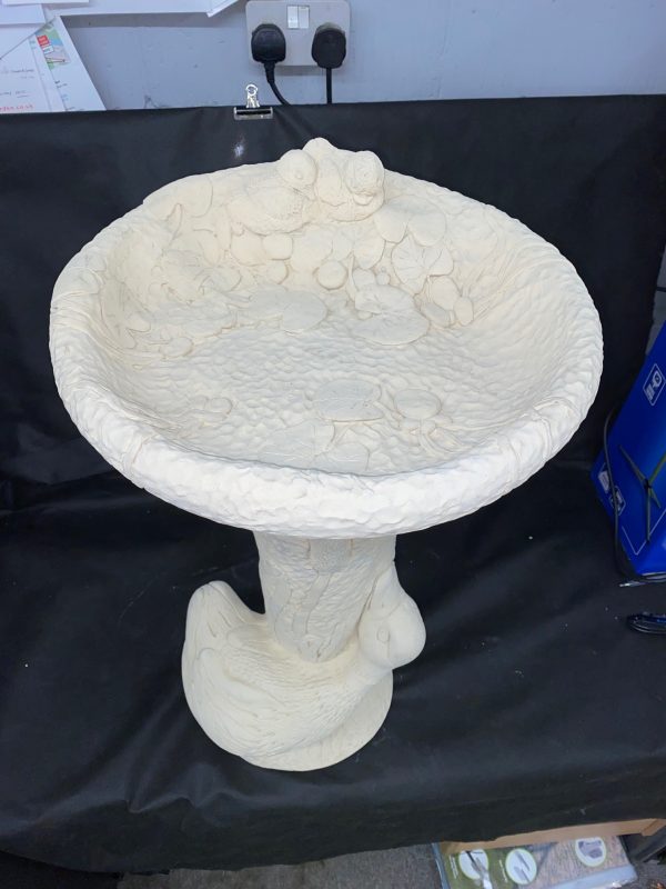 Duck Bird Bath