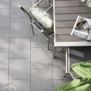 MAHINA Contemporary paving given a touch of style