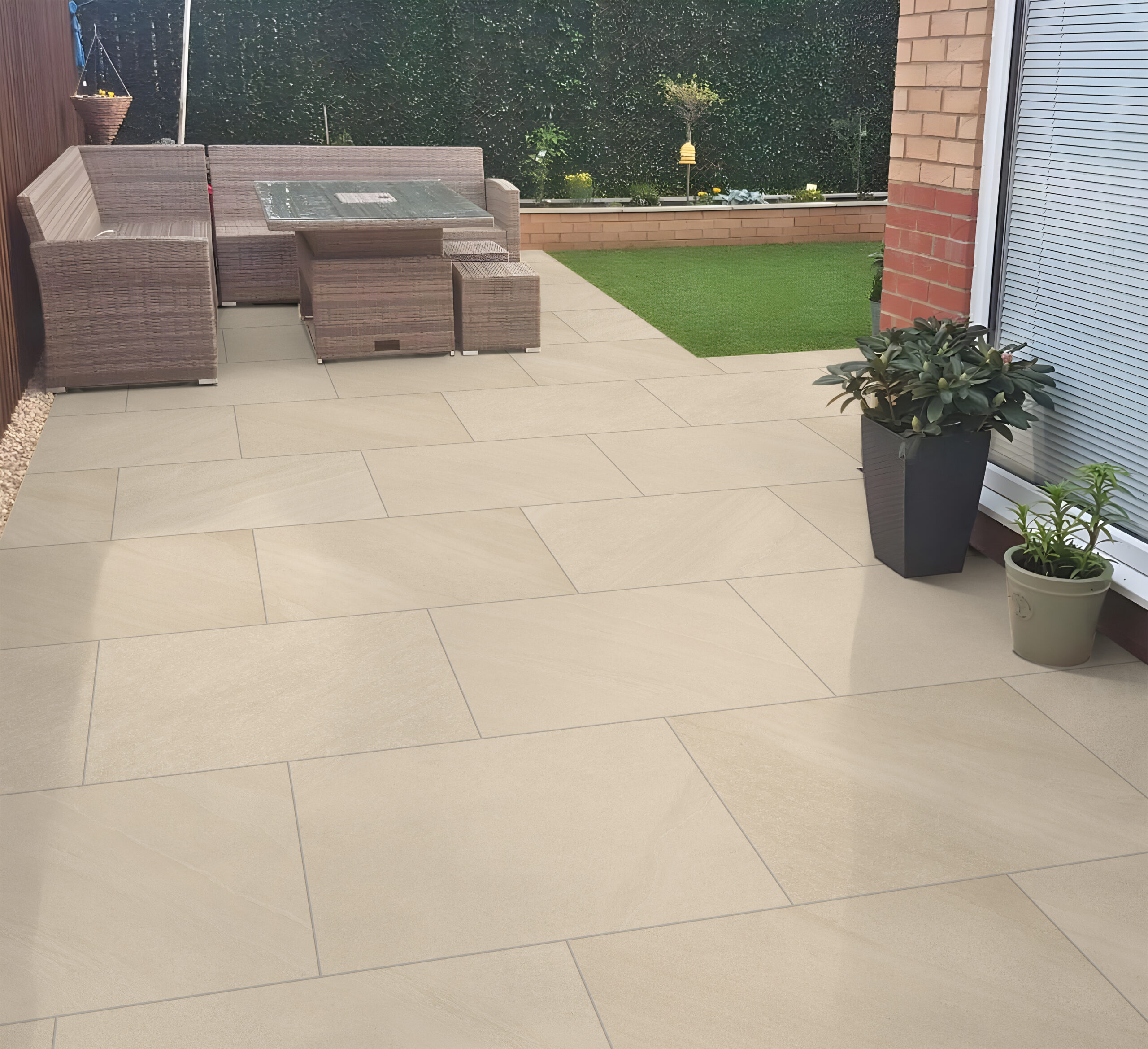 Riva Beige porcelain 900x600