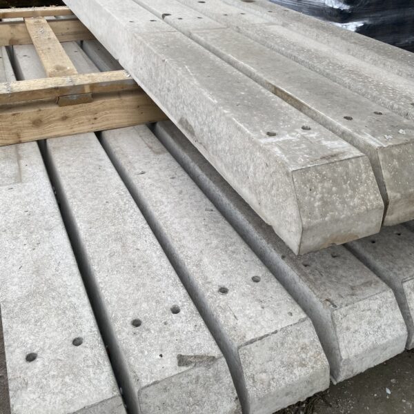 Recessed Post Concrete 2.4m/ 2400mm