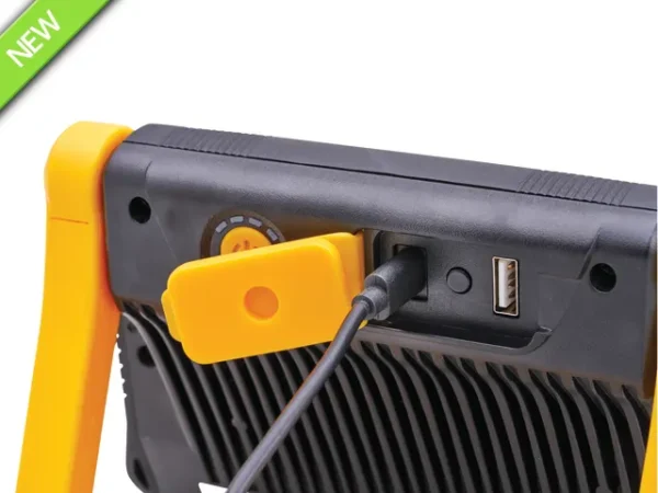 STANLEY 1500 Lumens Rechargeable LED Worklight - Image 2