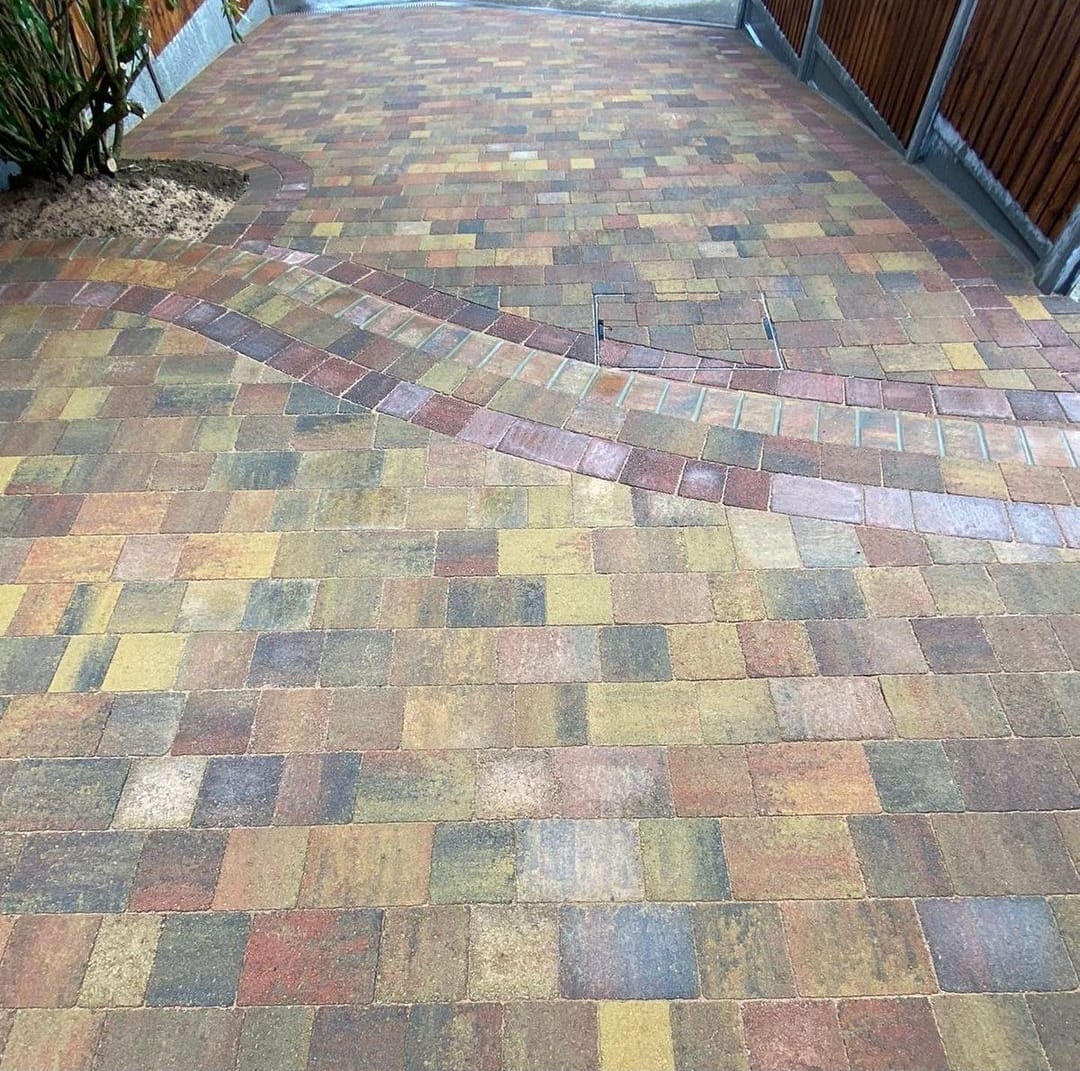 Castacrete | Aged Block Paving 11.52m2 (£27m2) - Image 5