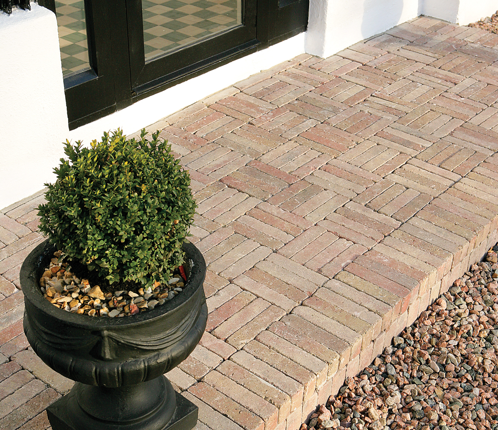 Kilsaran | Inish Block Paving 200x60mm (£50/m2)